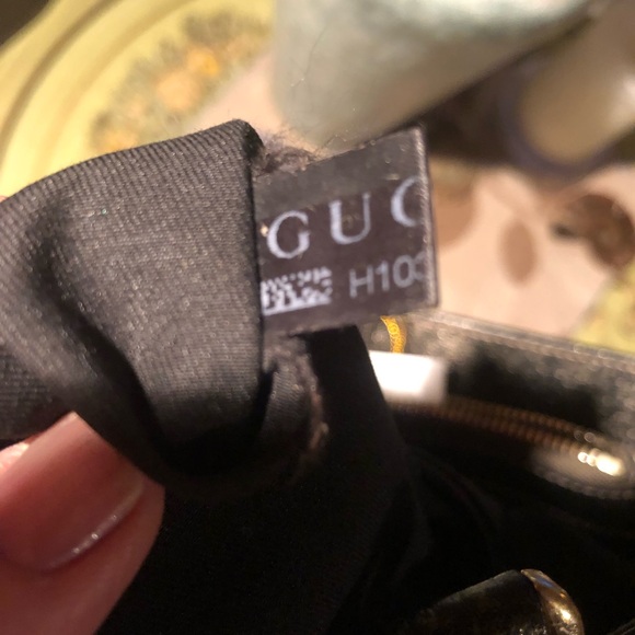 Authentic Gucci Shoulder bag/tote.  Rich beige tones with bronze tone trim.  EUC - Picture 14 of 16